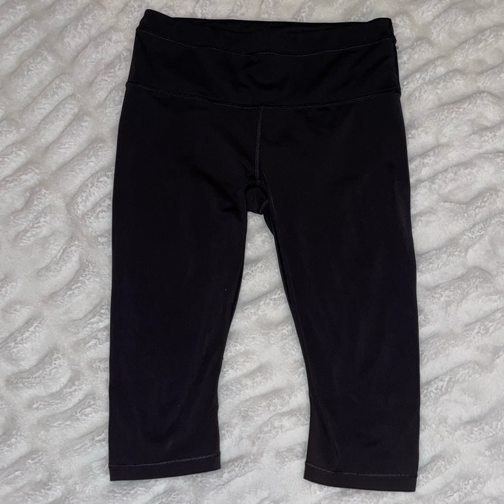 Athleta Accelerated Crop leggings - Picture 2 of 7